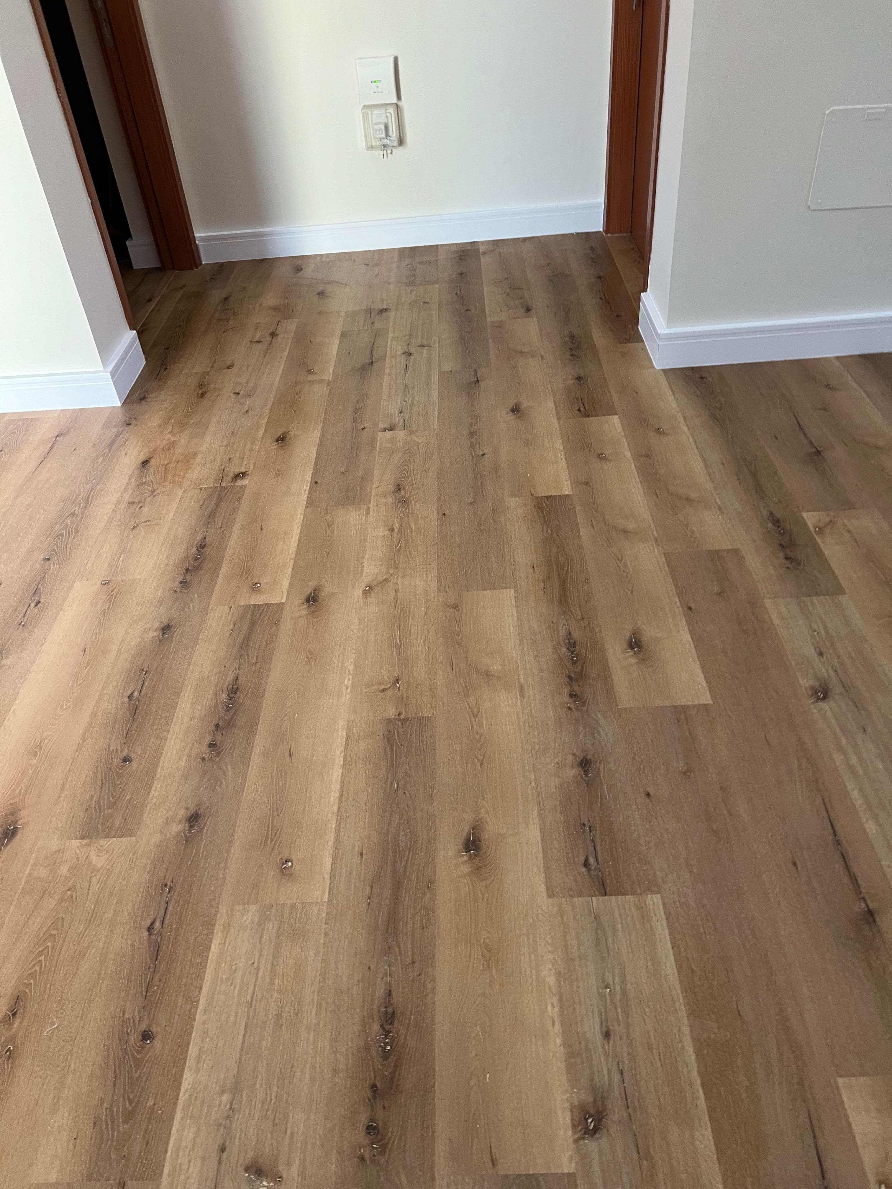 TurfVilla Laminate Flooring project in Dubai